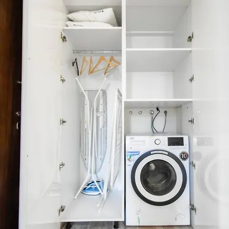 Main Street Area Metro Washer&dryer View Sofia